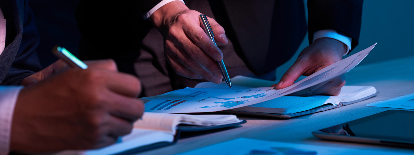 La Sucesión de Acciones en Sociedades: Implicaciones Legales y Retos Prácticos